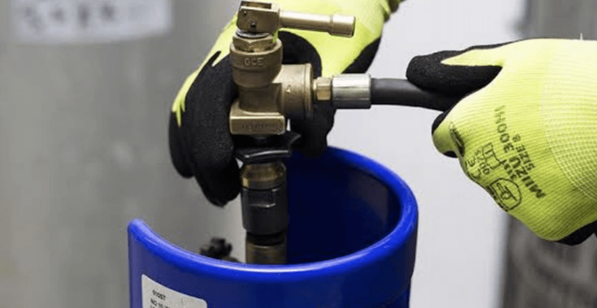 Vì sao cần phải thay gas bình gas đúng kỹ thuật để đảm bảo an toàn tuyệt đối?